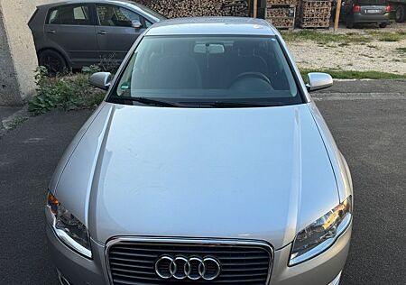Audi A4 2.0 -