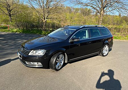VW Passat Volkswagen 2.0 TDI DSG Standheizung AHK Panoramad.