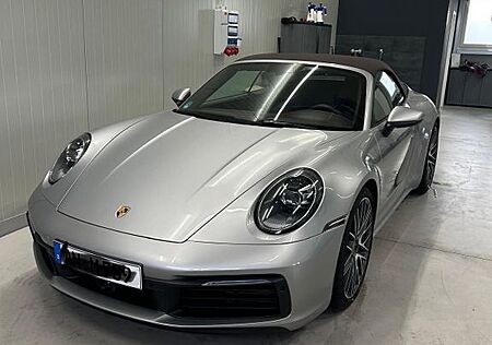 Porsche 992 Carrera 4S Cabriolet Burmester