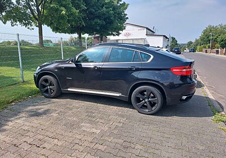 BMW X6 xDrive50i - TOP AUSSTATTUNG