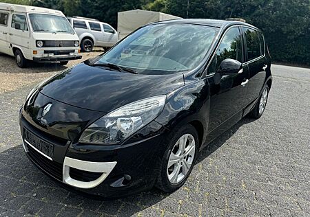 Renault Scenic III Dynamique*KLIMA*SHZ*AHK*TEMPOMAT*