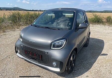 Smart ForTwo cabrio 60kW EQ Exclusive-Paket 22 kW