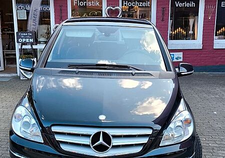 Mercedes-Benz B 180 Autotronic -