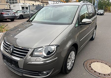 VW Touran Volkswagen Freestyle