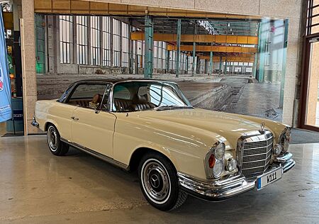 Mercedes-Benz 280 SE Coupe W111 Flachkühler Klima SSD Auto.