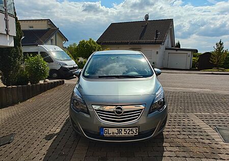 Opel Meriva 1.4 (Rentnerfahrzeug)
