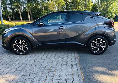 Toyota C-HR 2.0-l-VVTi Hybrid Team Deutschland Team...