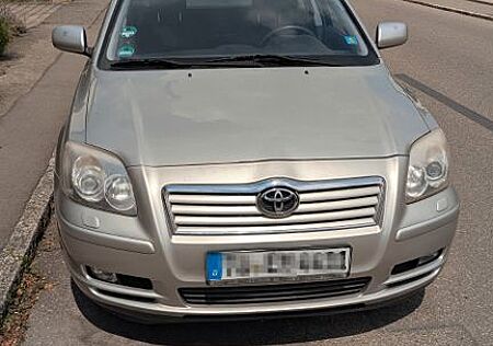 Toyota Avensis T25 | TÜV Neu | Bj. 2006