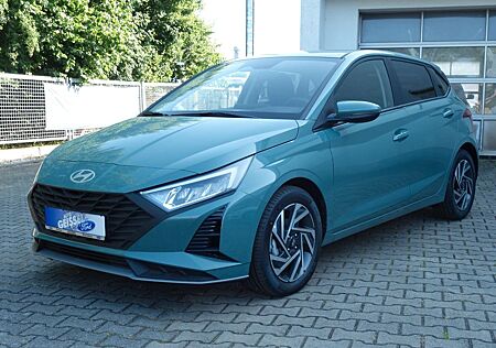 Hyundai i20 WAVE Klima NAVI DAB Winterp. Kamera