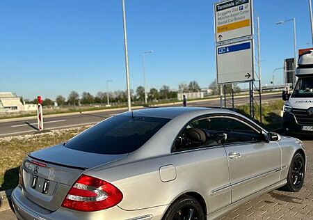 Mercedes-Benz CLK 240 AVANTGARDE Avantgarde