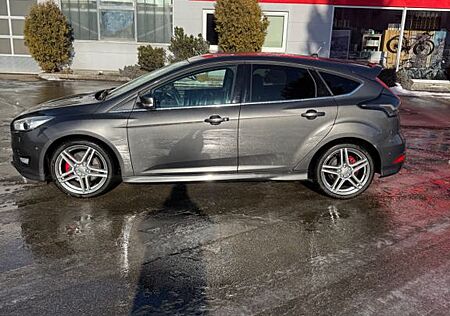 Ford Focus 1,5 EcoBoost 110kW/150 PS 6 GangTitanium