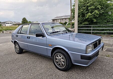 Lancia Delta 1.3 LX