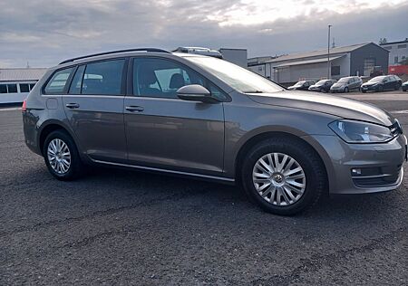 VW Golf Volkswagen VII Variant 1.6 TDi 81KW*BMT*TÜV 01/27!