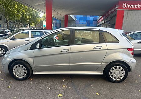Mercedes-Benz B 200 B -Klasse TÜV NEU AUTOMATIK 100TKM