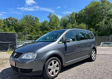 VW Touran Volkswagen 1.9 TDI 2. Hand Fährt super