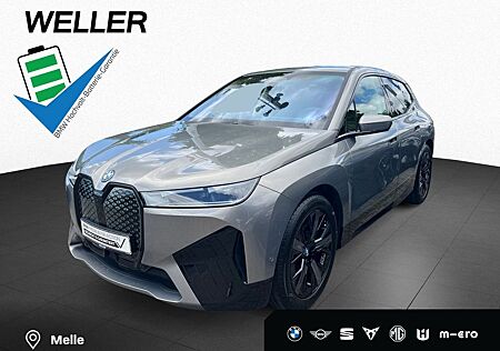 BMW iX xDrive40 459,-/0Anz DAPro AHK H/K Multisitze
