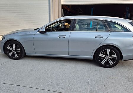 Mercedes-Benz C 300 d T Autom. -