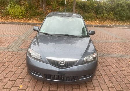 Mazda 2 1.4 16V -TÜV NEU