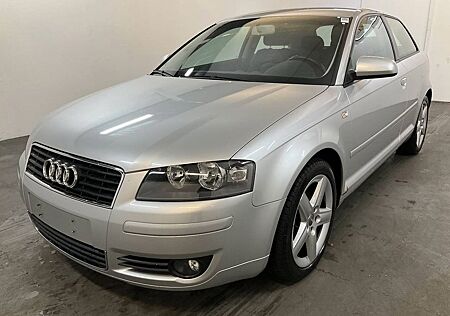 Audi A3 1.6 Ambition (S LINE ALU/KLIMA/1.HAND)