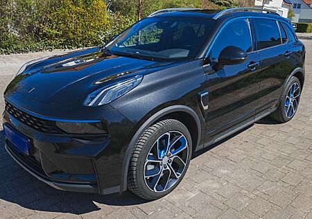 Lynk&Co 01 1.5 192KW PHEV DCT 3.3kW 360°Pano AHK 20"
