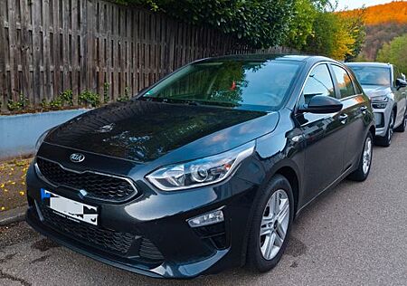 Kia Cee'd / Ceed 1.4 T-GDI Vision Vision