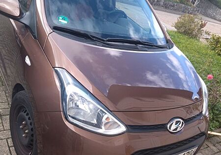 Hyundai i10 gebraucht kaufen Hyundai i10 1.2 blue Classic Classic