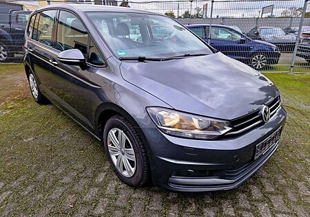 VW Touran gebraucht kaufen VW Touran Volkswagen 1.6 TDI SCR Trendline Klima AHK-1500kG