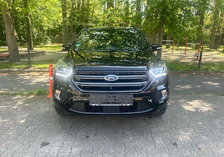 Ford Kuga ST-Line *AHK/PDC/SHZ*