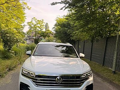 Volkswagen Touareg 3.0 V6 TDI 210kW 4MOT Tiptr. R-Line ...