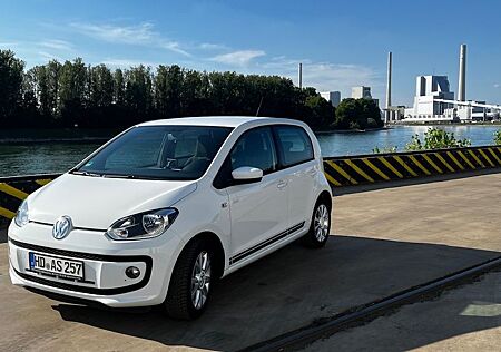 VW Up Volkswagen club !, weiß, 75PS, Navi