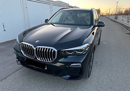 BMW X5 xDrive30d - M Sportpaket - 2 Radsätze (S + W)