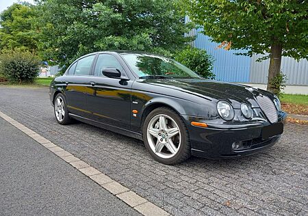 Jaguar S-Type R
