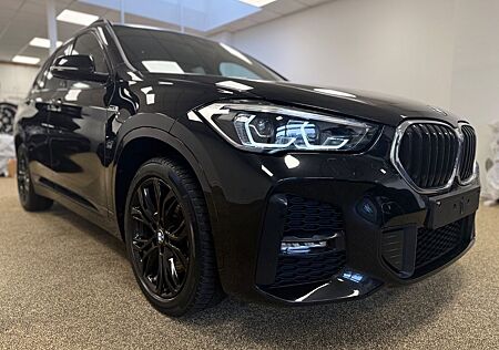 BMW X1 xDrive 25 e M Sport / AMBIENTE / BLACK EDIT.