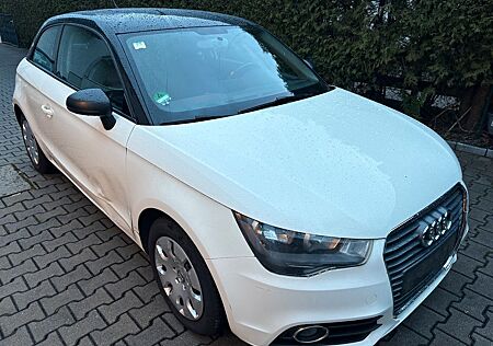 Audi A1 1.2 TFSI Attraction *Klima* TÜV 03/2027*
