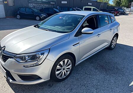 Renault Megane ENERGY TCe 130 Symphony Grandtour