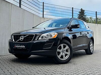 Volvo XC60 Kinetic 2WD/BusinessPro/Leder/Pano/Navi/PDC