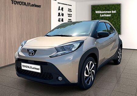 Toyota Aygo (X) 1.0 l Team D M/T