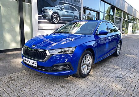 Skoda Octavia Combi 2.0 TDI Style Navi Pano HuD 4xSHZ
