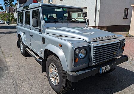 Land Rover Defender 110 TD4 Station Wagon E E