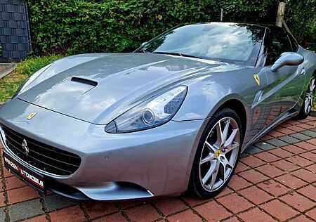 Ferrari California 4.3 V8*Keramik *Bi-Color*Scheckheft