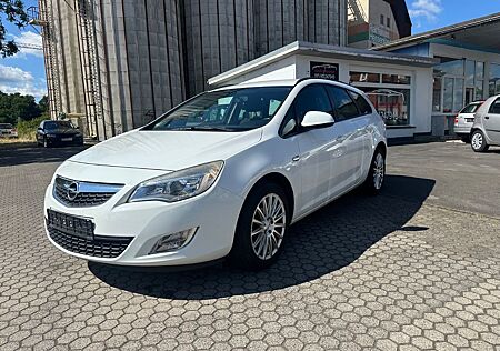 Opel Astra J Sports Tourer Design Edition