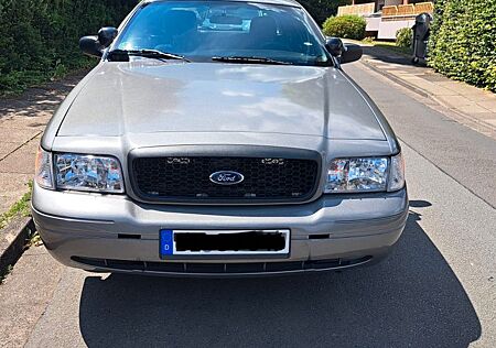 Ford Crown Victoria (3,55 trac lock Achse)