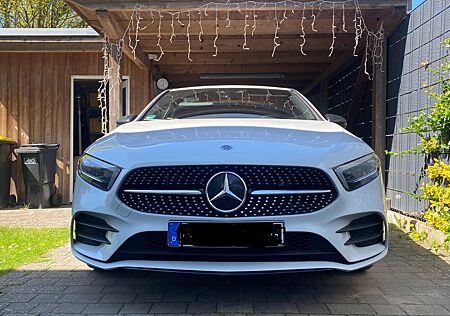 Mercedes-Benz A 250 e DCT -