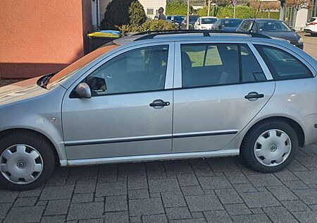 Skoda Fabia 1.4 16V Classic Combi Classic