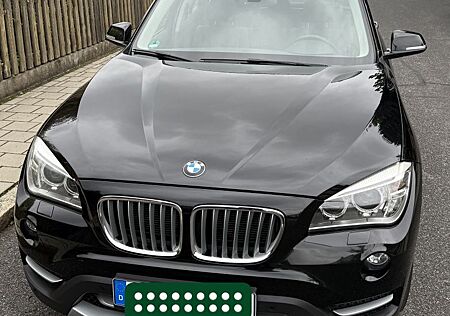 BMW X1 xDrive20d - 4 x 4 *Xenon*Navi*Panorama