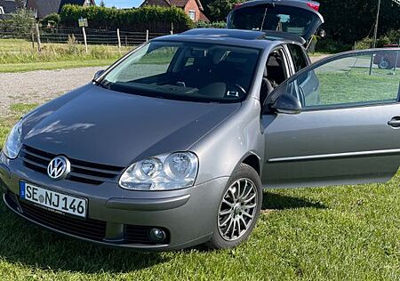 VW Golf Volkswagen 1.4 Tour Edition Tui Edition Top Zustand.