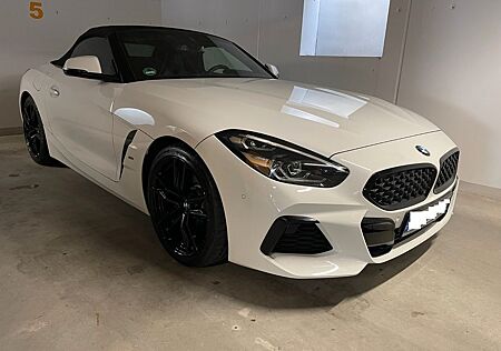 BMW Z4 sD20i M SPORT 8xBereifung Harman Kardon