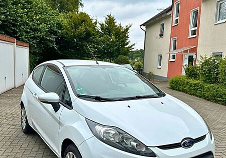 Ford Fiesta 1,25 | TÜV 02/2027 | Neu Reifen