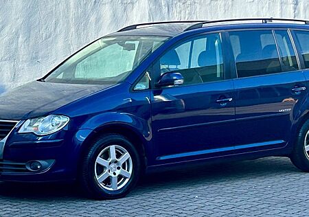 VW Touran Volkswagen 2,0 TDi DSG United GPS Klima eFh ZV Alu A