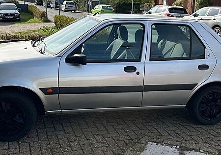 Ford Fiesta 1.25 Futura² Futura²